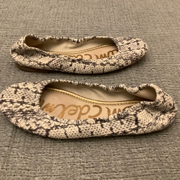 Sam Edelman Ballet Flats - Picture 2 of 5